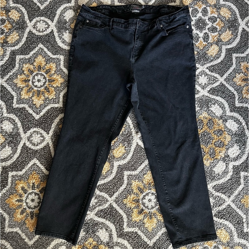 Women’s Torrid Boyfriend Straight Jeans 24T Black